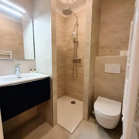 Appartement Premium Dans Une Belle Demeure - Hyper Centre-Ville De Reims Buitenkant foto
