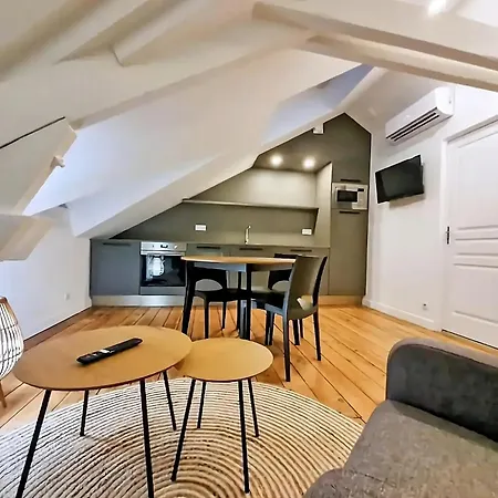 Appartement Premium Dans Une Belle Demeure - Hyper Centre-Ville De Reims Buitenkant foto