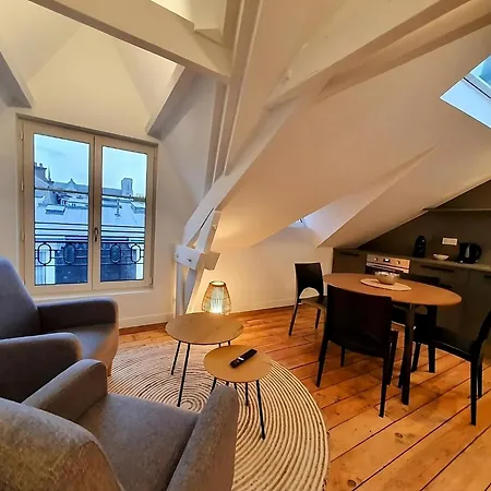 Appartement Premium Dans Une Belle Demeure - Hyper Centre-Ville De Reims Buitenkant foto